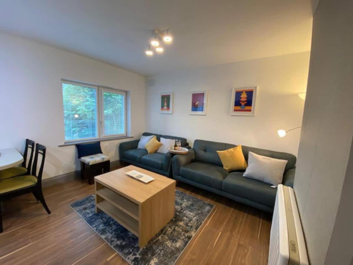 Location Location - Gorgeous 3 Bed Apartment In Килларни Экстерьер фото
