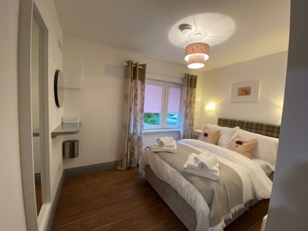 Location Location - Gorgeous 3 Bed Apartment In Килларни Экстерьер фото